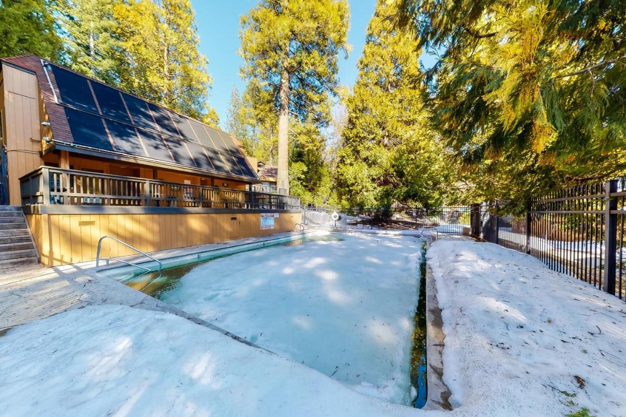 Sierra Swiss Chalet Шейвер Лейк Экстерьер фото