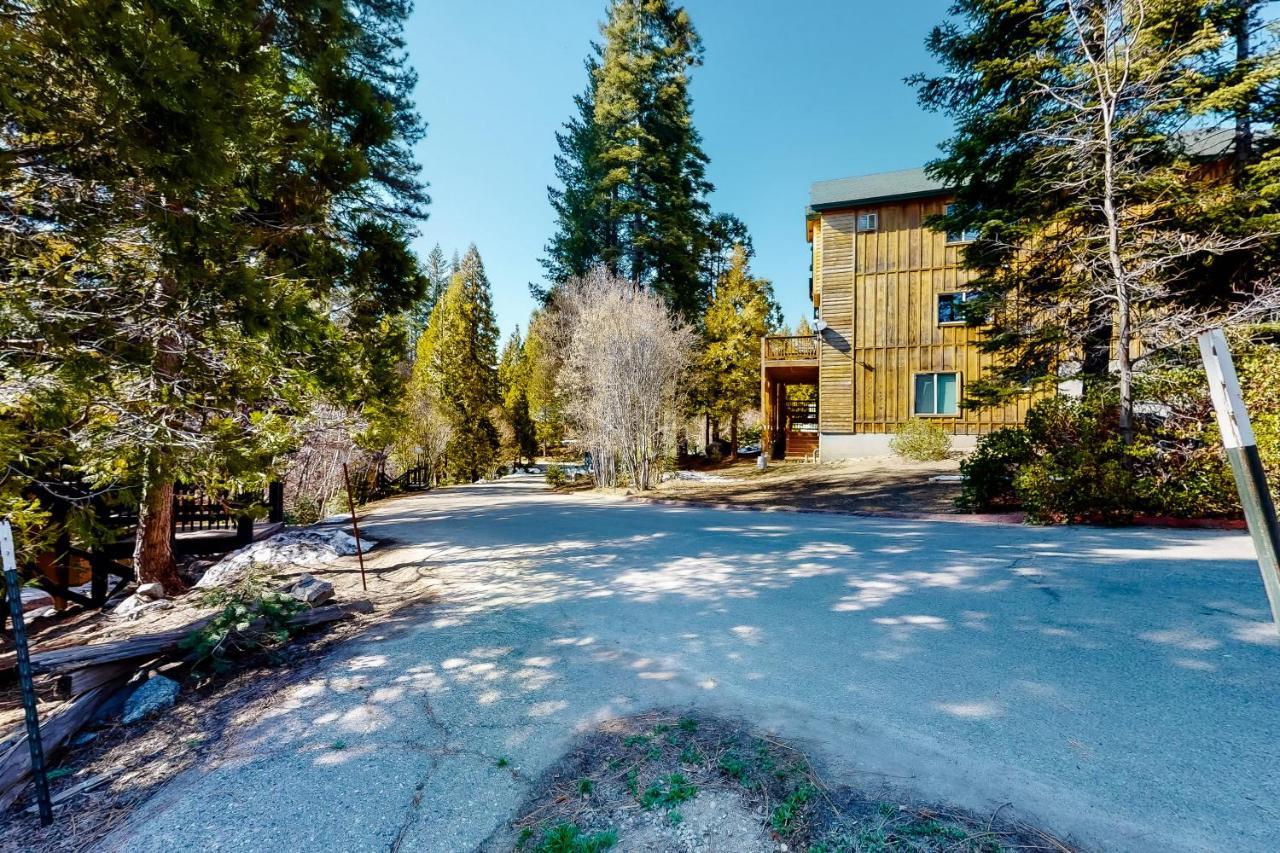 Sierra Swiss Chalet Шейвер Лейк Экстерьер фото