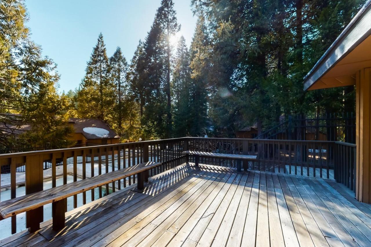 Sierra Swiss Chalet Шейвер Лейк Экстерьер фото
